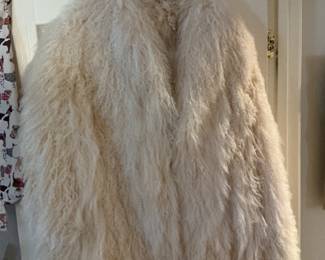 Tibet sheep skin Fur coat