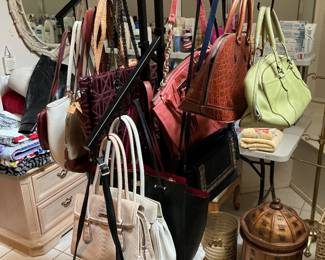 Tons of purses to choose from.