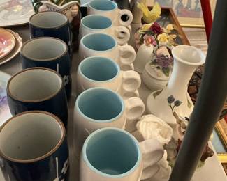 Vintage mug's