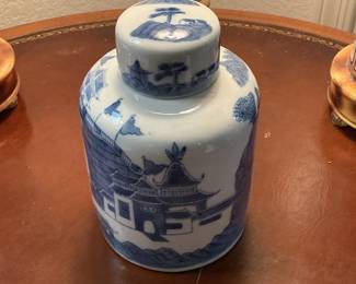 Chinese ginger jar .