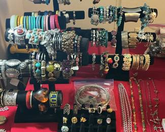 Tons of sine, fashion, jewelry, like Chico, Sarah, Coventry, and many more