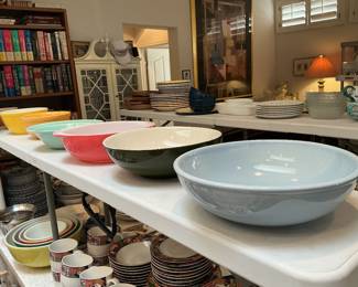 Vintage bowls( hull and luray)