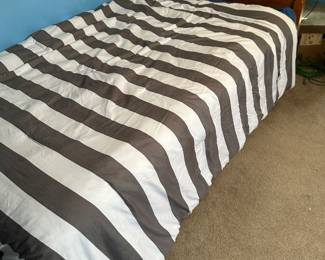 Twin headboards and mattress sets......