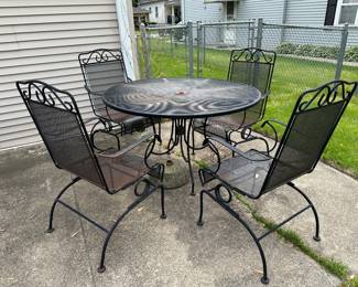Patio table and 4 chairs