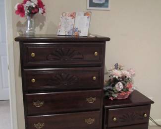 Dresser & night stands