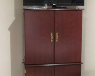 Entertainment center