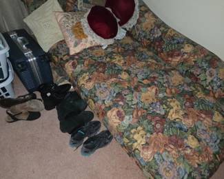 Vintage chaise lounge