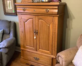 Full picture of oak dresser.