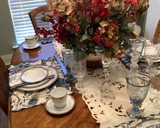 China sitting on this table Noritake, pattern Ontario.  31 pieces. Price:  -185.00