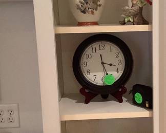 Just a few accessories in cabinets.