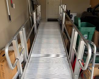 Aluminum  wheelchair ramp with handrails