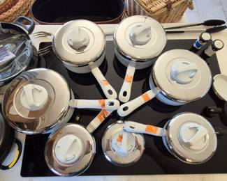 New, never used T-fal pots and pans.