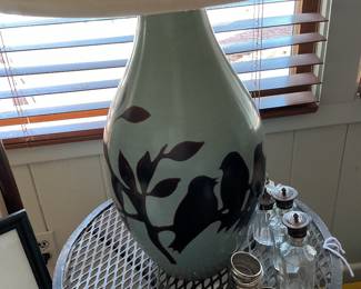 Lamp with painted birds