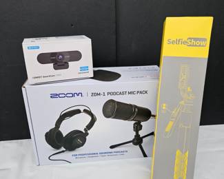 Podcast Content Creator Bundle Zoom ZDM-1 Mic Kit Webcam Tripod NIB