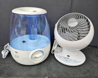 Woozoo Globe Fan (Like New w Box) + Vicks Humidifier Working