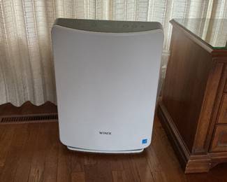 Air purifier 