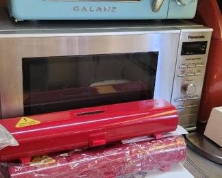 Microwave ovens 