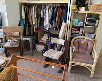 There are a few clothing items, as you can see in this photo.  Don't forget the chairs.  Barely visible in the foreground is a towel rack.