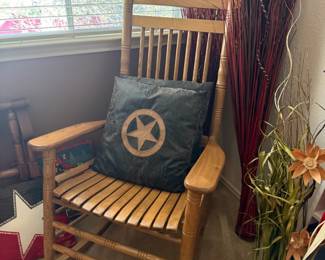 Cracker Barrel Rocker