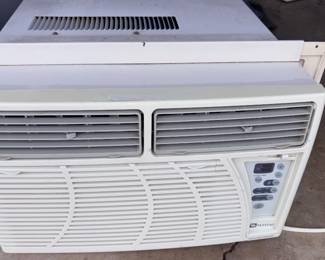 MayTag Air Conditioner W/Remote!