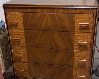 Art Deco Depression Era Dresser w/Bakelite Handles!