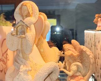 Enesco “Jesus Is The Reason” & Seraphim Classics Jessica “Grateful Heart”!