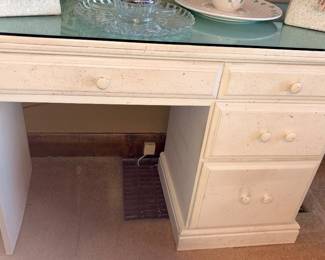 Stanley Furniture Shabby Chic Dining Set Desk!