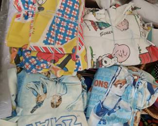 Vintage Bed Sheets: Star Wars, NFL Mickey Mouse, Snoopy