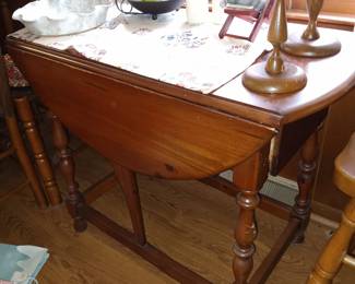 Drop Leaf Table