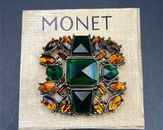 Monet brooch