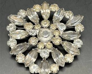 Rhinestone brooch pin