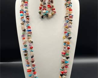 Necklace and earrnings set