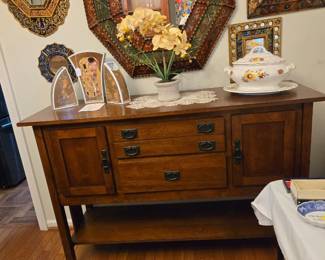 Arts and Crafts server