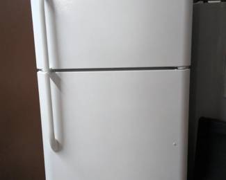 Fridge/Freezer combo