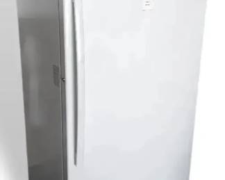 GE FrostFree Upright Freezer Model FUF17DLRWW