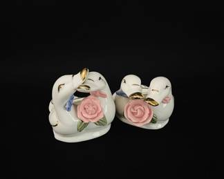 Pair of Ceramic Swan Trinket Dishes/Ring Holders