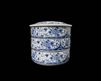 Japanese Blue and White Porcelain Stackable Serving Bowls with Lid