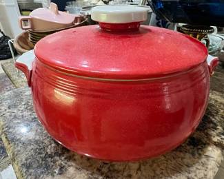 Hall's Superior Quality Kitchenware Chinese Red 2 Quart Casserole Dish