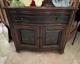 Hooker Furniture Seven Seas Kidney Shaped Hand Painted Cabinet