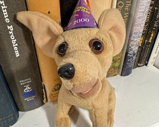Taco Bell Chihuahua "Happy New Year 2000" Plush