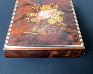 Art. Decor "Fur Elise" Inlaid Wood Music Box