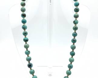 Graduated Turquoise Bead Necklace with Gold Clasp
