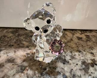 Swarovski Kris Bear "A Daisy for You"