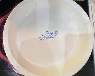CorningWare P-309 "Cornflower" 9-inch Pie Plate