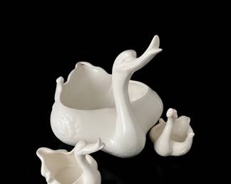 Vintage Hull Pottery Swan Planter Set