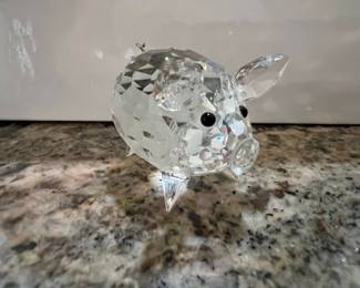 Swarovski Crystal Pig Figurine (Medium, Metal Tail)