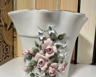 Vintage Lefton China Vase with Applied Roses and Forget-Me-Nots