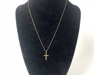 14k Gold Cross Pendant Necklace