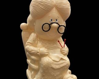 Vintage Russ Berrie & Co. "Grandma" Figurine