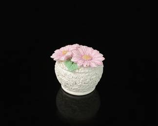 Vintage Lefton Porcelain Daisy Trinket Box